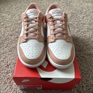 Nike Women's Sneakers in White and Pink